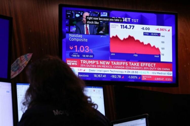 Рецесията надвисна над Wall Street