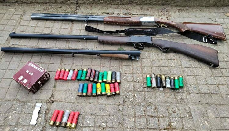 Иззеха 60 патрона с неясен произход от дома на асеновградчанин