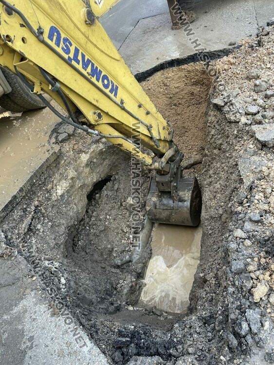 Поредна авария в напорен водопровод остави 3 села без вода
