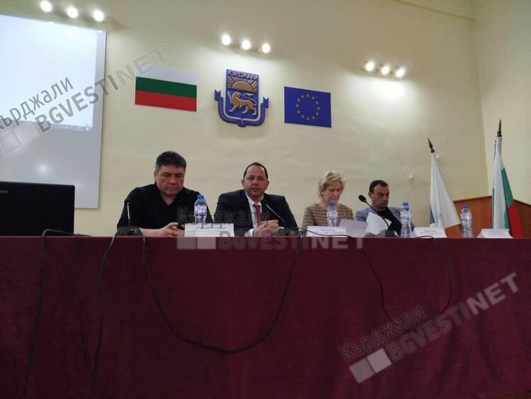 Експерти от Министерството на земеделието се срещнаха със земеделци в Кърджали