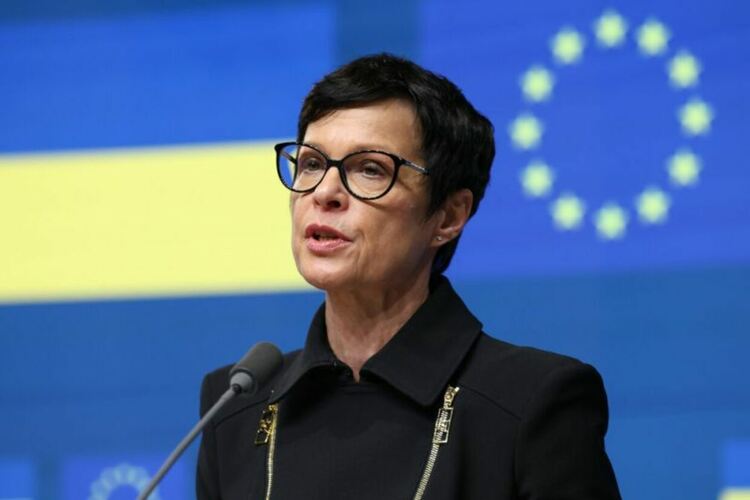 За три години ЕС ще инвестира 40 милиарда за възстановяването на Украйна