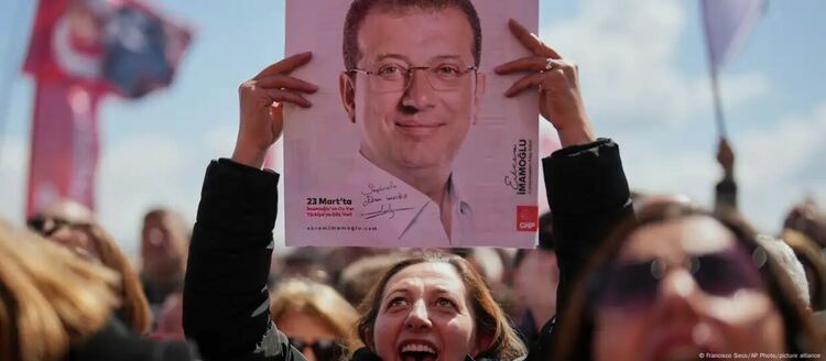 Ердоган и репресиите в Турция: Защо ЕС реагира плахо