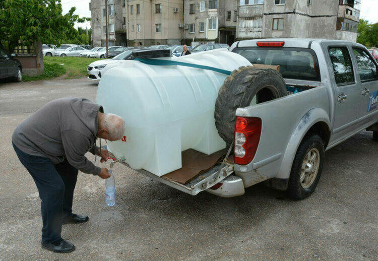 Забраниха за пиене водата и в село Големанци