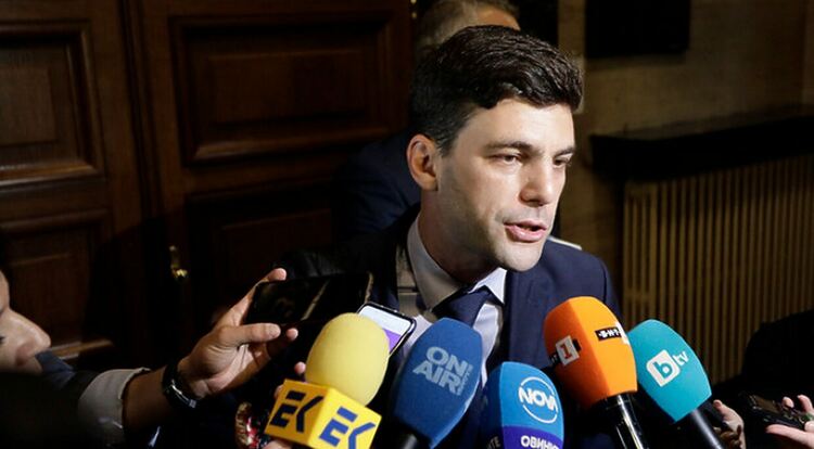 Никола Минчев ще съдейства Европарламентът да му свали имунитета
