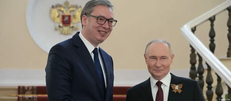 „Нож в гърба на Русия“: съюзници ли са още Путин и Вучич?