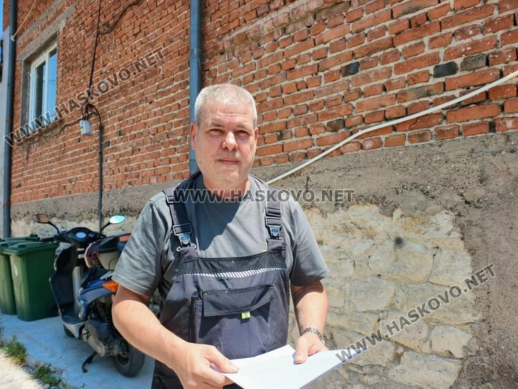 Семейство от Хасково е без вода повече от седмица, ще съдят ВиК