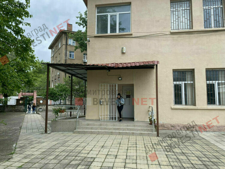 Заляха с фекалии директора на ЦОП-Димитровград