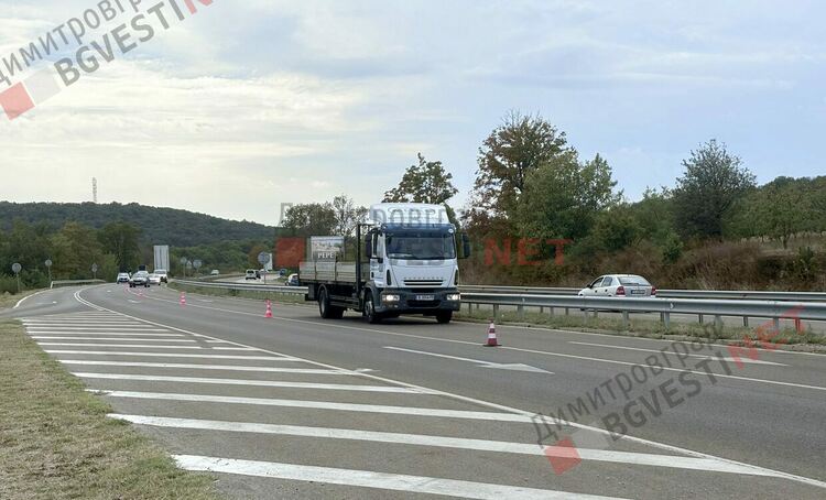 Краткосрочно решение за кръстовището на с. Крепост е премахване на спирките от главния път