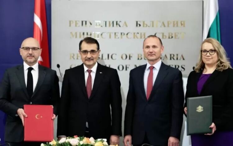 Турция сключи мегасделка за втечнен газ от САЩ