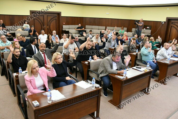 Решено: Синята зона в Хасково става 2 лева на час, 1 лев ще е паркирането до 30 минути