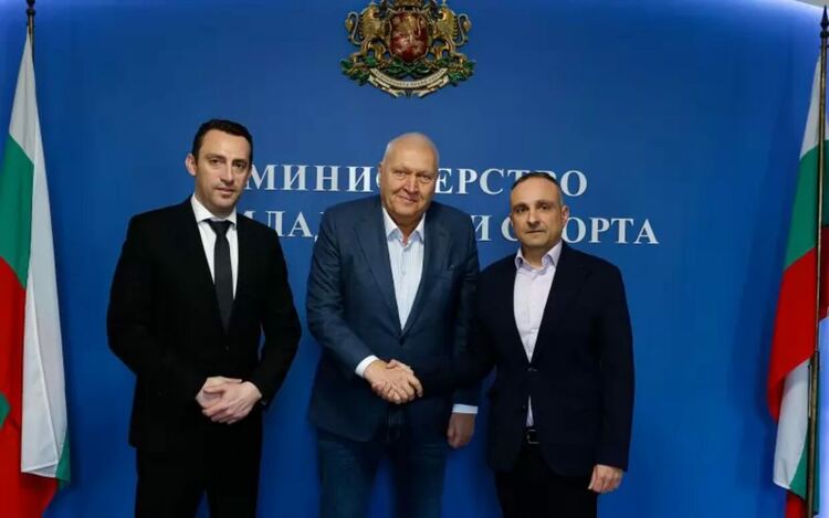 Държавата бързо поднови лиценза на шахматната федерация