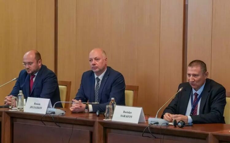 Премиерът легитимира Сарафов като главен прокурор въпреки съда