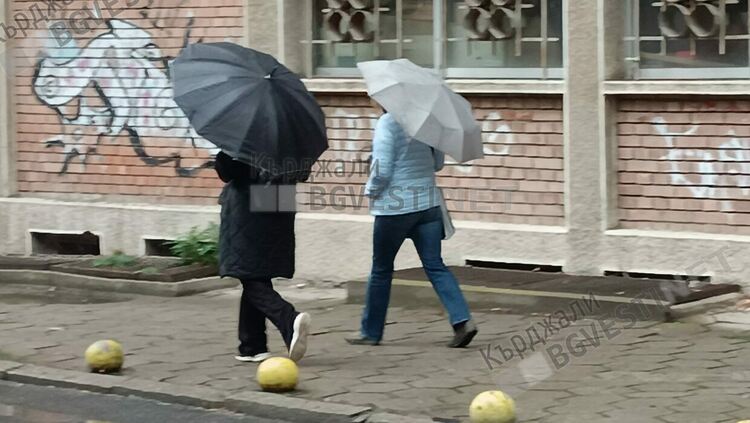 Предимно облачно със слаб дъжд днес в Кърджали