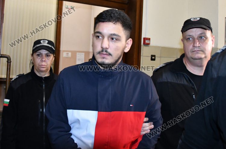 Фуркан Баджак остава в ареста за контрабанда на оръжия, влязъл нелегално в Хасковско