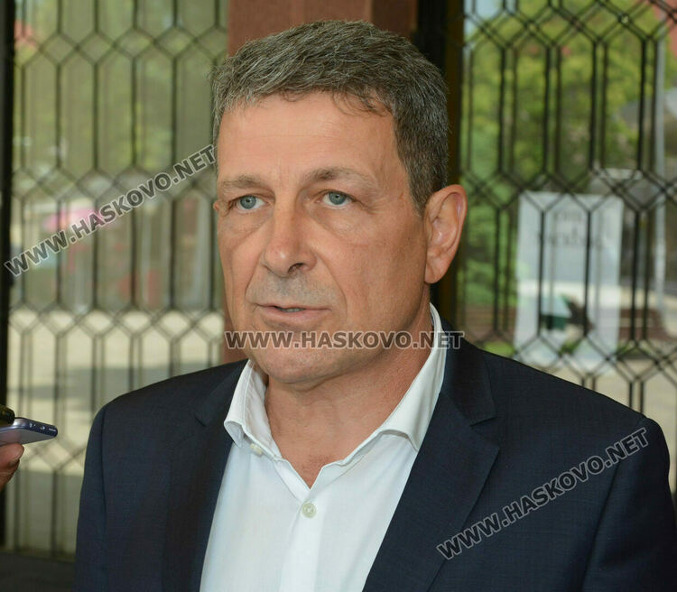 Поискаха намаление на такса битови отпадъци за държавните, общинските училища и детските градини в Хасково