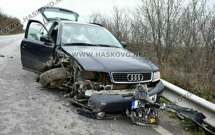 Мъртвопиян зад волана осъмна в ареста