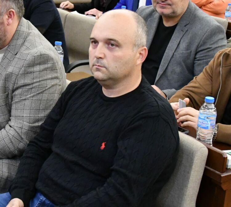 Лидерът на съветниците в Хасково Исмаил Исмаил напуска ДПС „Ново начало“ и Общинския съвет 