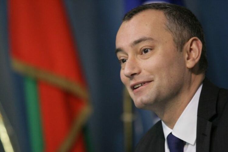Младенов лично е подбрал състава на палестинския комитет, който ще оглави Газа