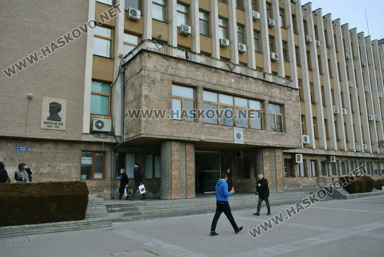 Насрочиха консултации за избор на членове на РИК-Хасково за изборите на 19 април