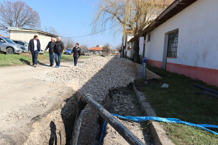 Започна подмяна на водопроводи и ремонт на 9 улици в „Болярово“ за над 4,2 млн. лева