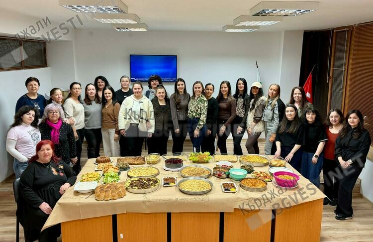 Кулинарен празник по повод 8 март в читалище „Юмер Лютфи“