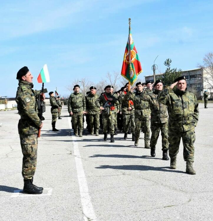 В Асеновград отбелязаха Деня на Ракетните войски и Артилерията