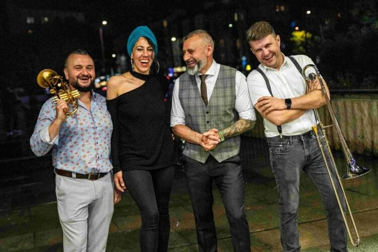 Кубински ритъм и българска чувствителност в латино сингъла "Ire & Kalin Cha Cha"