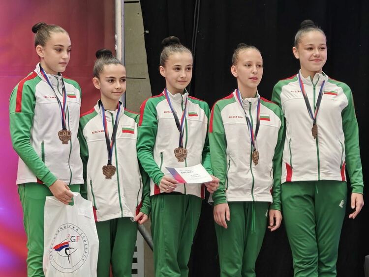 Седем медала за състезателките на „Мега спорт“ на турнир в Чехия