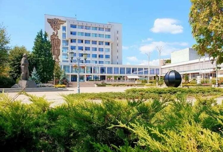 Фолклорен маратон в Златоград за Празника на златоградското чеверме