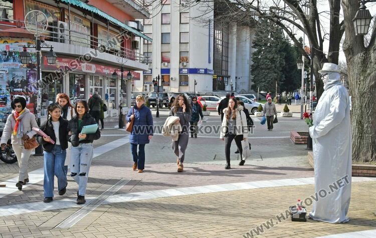 Предимно слънчево, градусите се качват до 21-24 