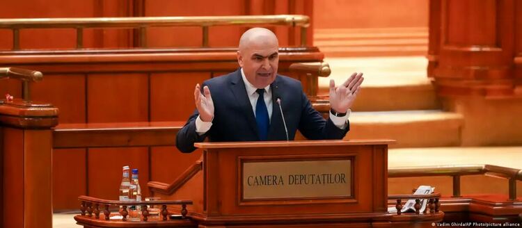 Политическо земетресение: какво се случва в Румъния