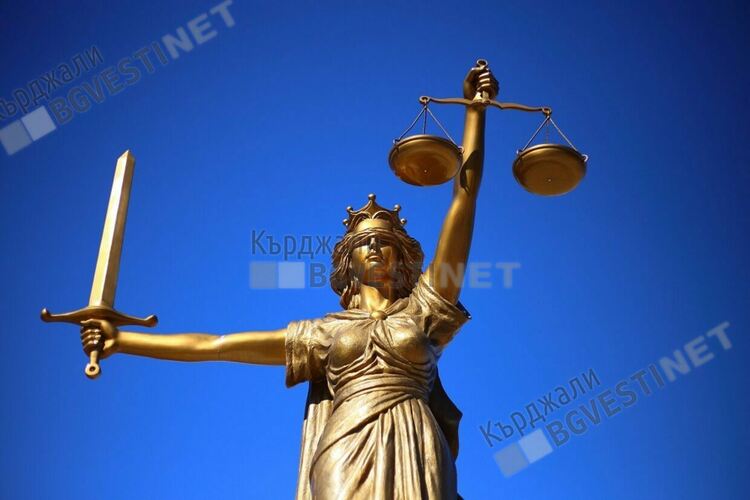 Апаш се призна за виновен за грабеж от 82-годишна жена в Крумовград