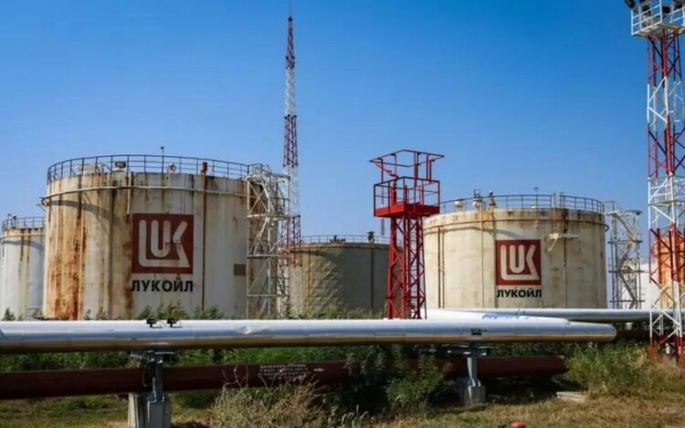„Лукойл Нефтохим“ отчете 36% спад на приходите и 200 млн. евро загуба