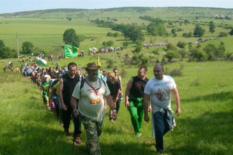 150 години от подвига на Ботев: Хиляди тръгват по стъпките на четата
