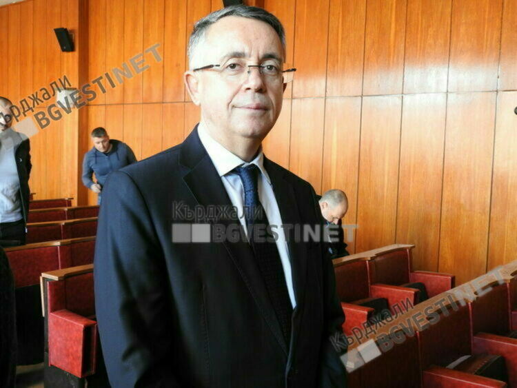 Разпитаха десет свидетели в делото срещу Хасан Азис