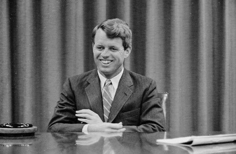 58 години по-късно: Истината и конспирациите зад убийството на Робърт Кенеди