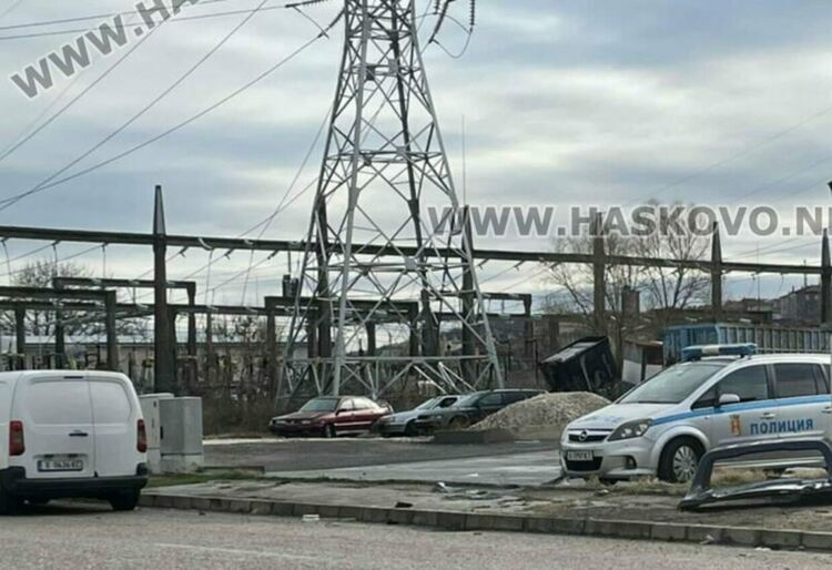 Ток удари двама работници в Узунджово при ремонтни дейности на далекопровод