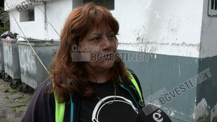 Мълния падна край автогарата в Устово, чистачка се размина на косъм