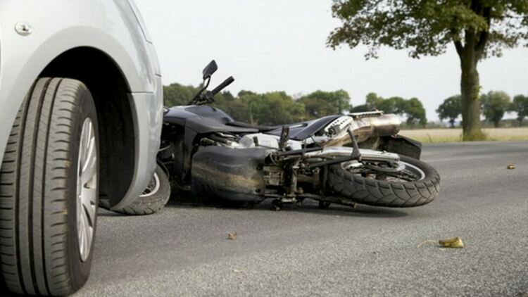 23-годишен моторист пострада при катастрофа в Смолян