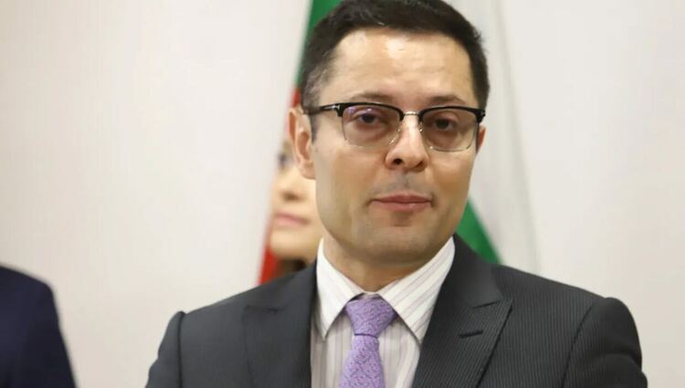 България централизира инвестициите: Ново суперминистерство поема всички стратегически проекти