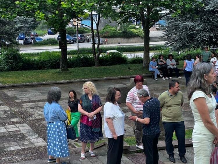 Втори ден заплаха за бомба евакуира Съдебната палата в Смолян