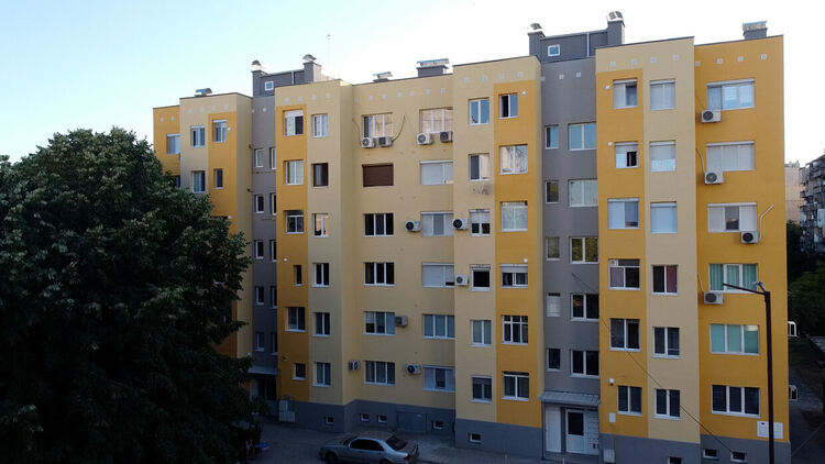 Официално откриха обновения жилищен блок на ул. „Патриарх Евтимий“ №9 в Димитровград