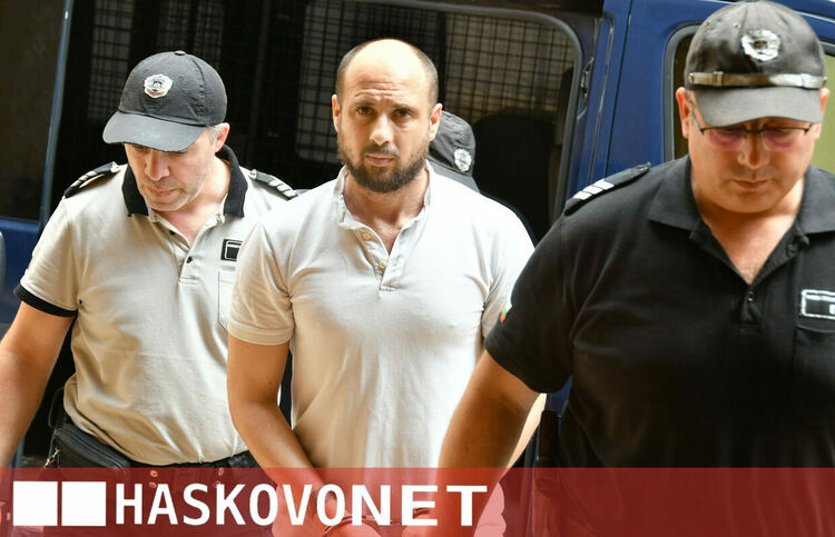 Съдът в Хасково остави в ареста турски гражданин с присъда за сексуално насилие над дете и нощно проникване в жилище